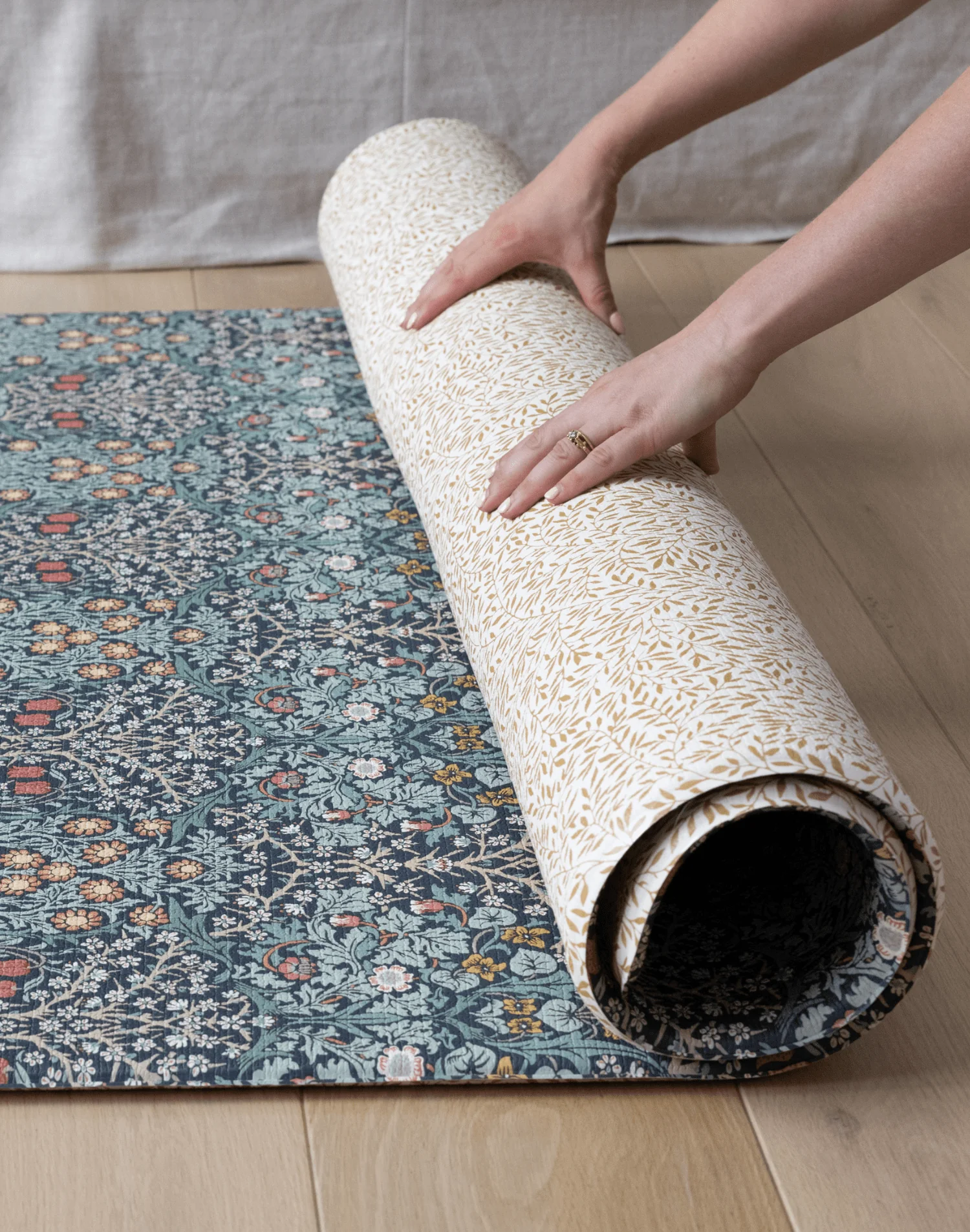 Morris & Co. The Blackthorn Playmat - Image 4