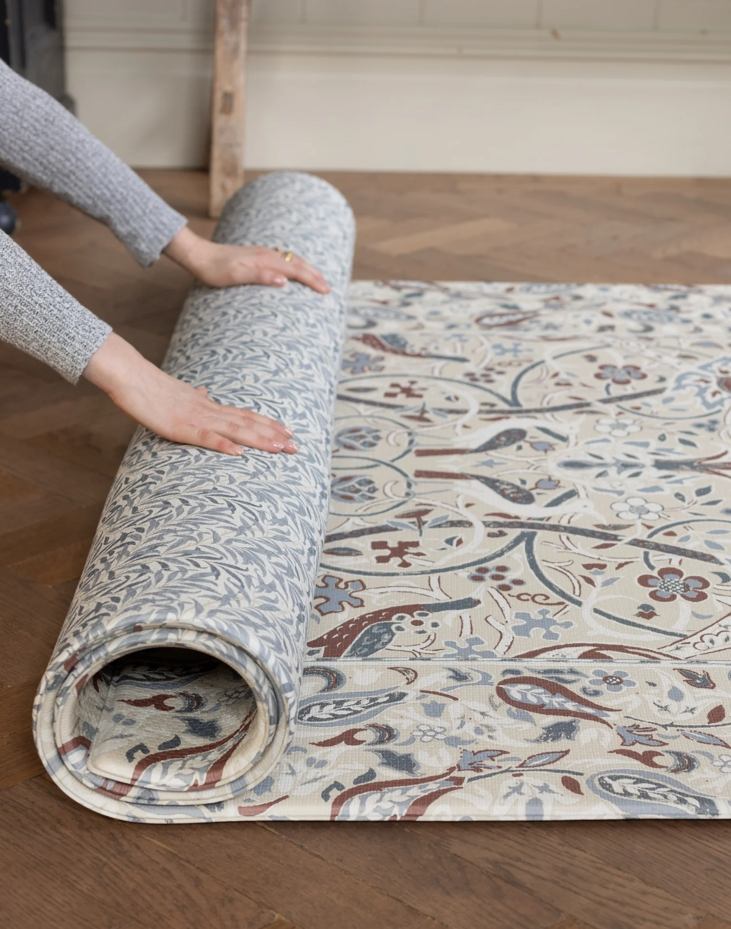 Morris & Co. The Bullerswood Stone Woad Playmat - Image 4