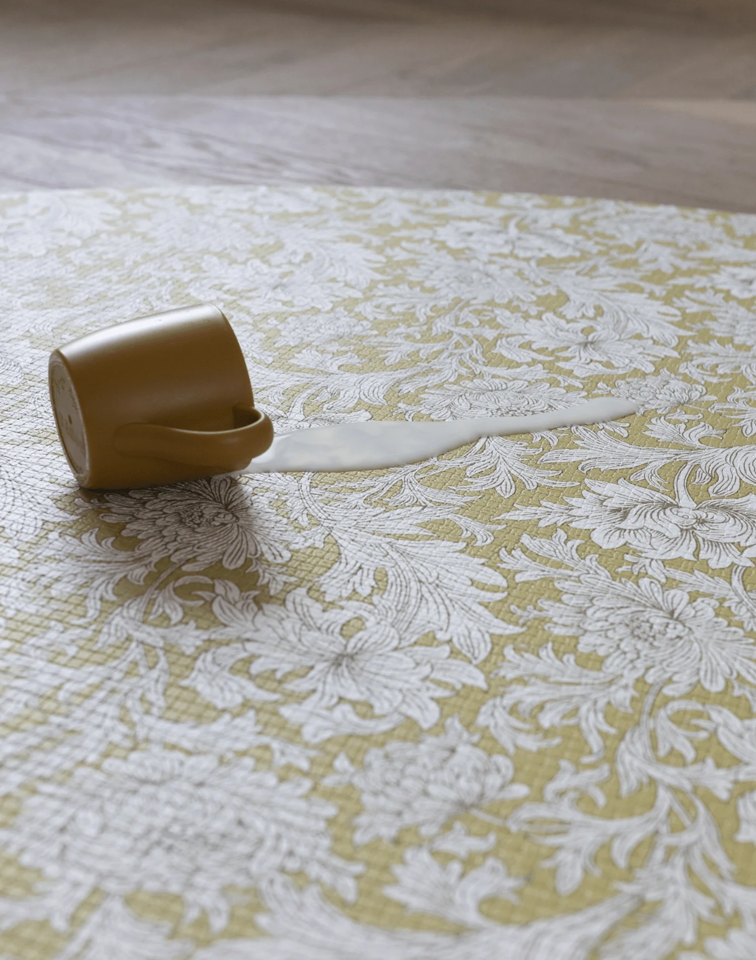 Morris & Co. The Chrysanthemum Playmat - Image 9