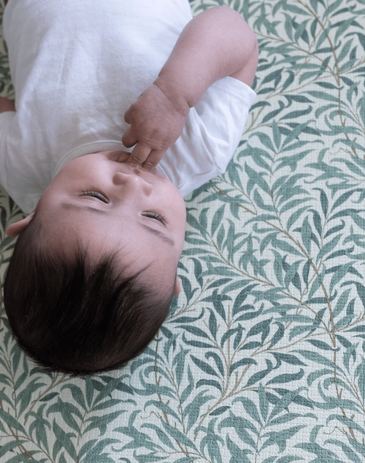 Morris & Co. The Willow Boughs Forest Playmat - Image 4