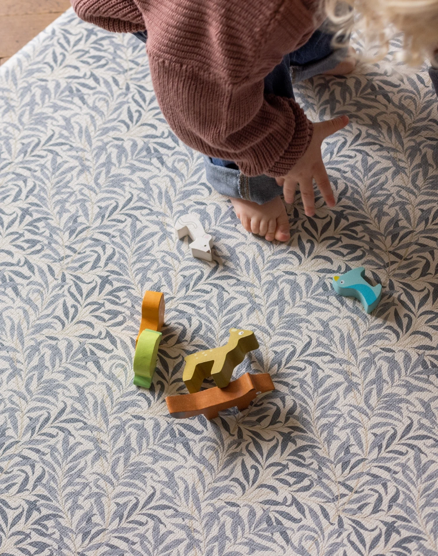 Morris & Co. The Willow Boughs Woad Playmat - Image 8