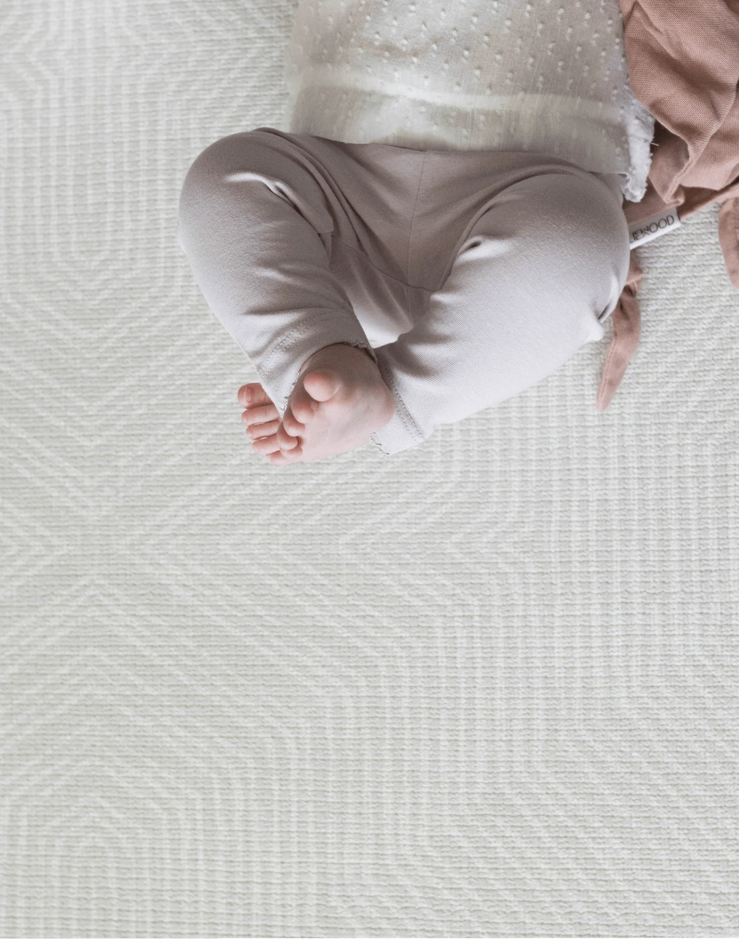 The Globe Trotter Playmat - Image 5
